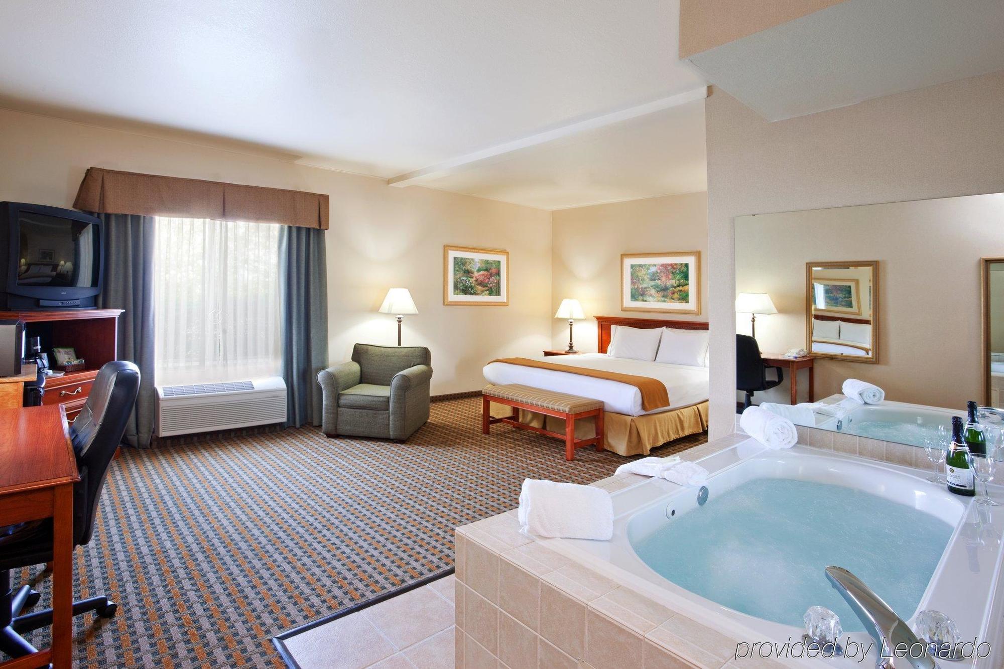 Holiday Inn Express Hotel & Suites Columbus Southeast Groveport, An Ihg Hotel Pokoj fotografie